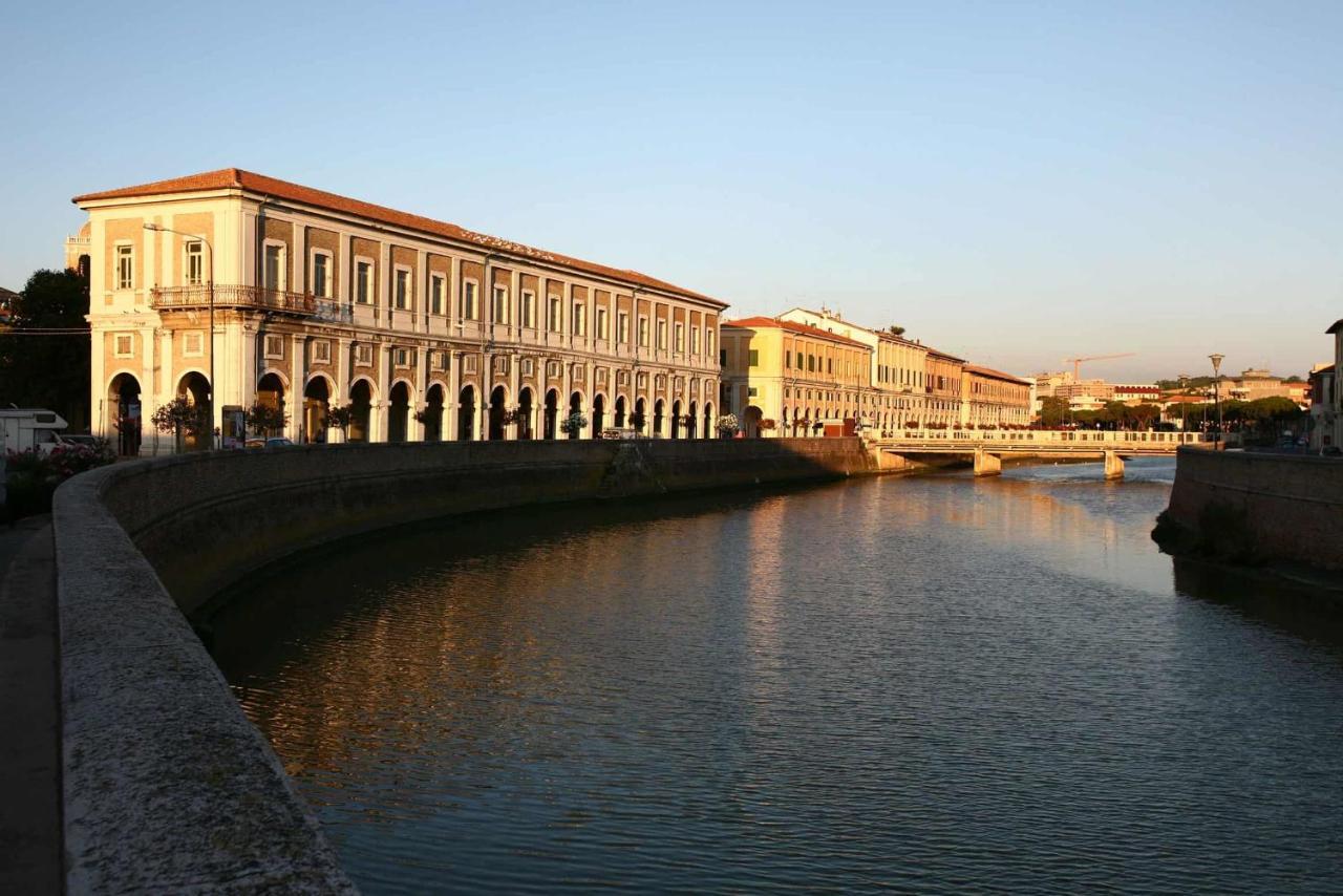 Hotel De La Ville Senigália Exterior foto